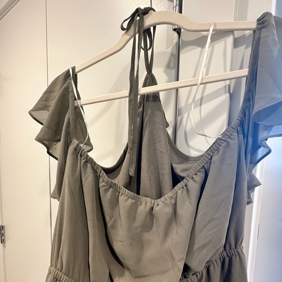 H&M Maxi Ruffle Halter Dress - Picture 3 of 9